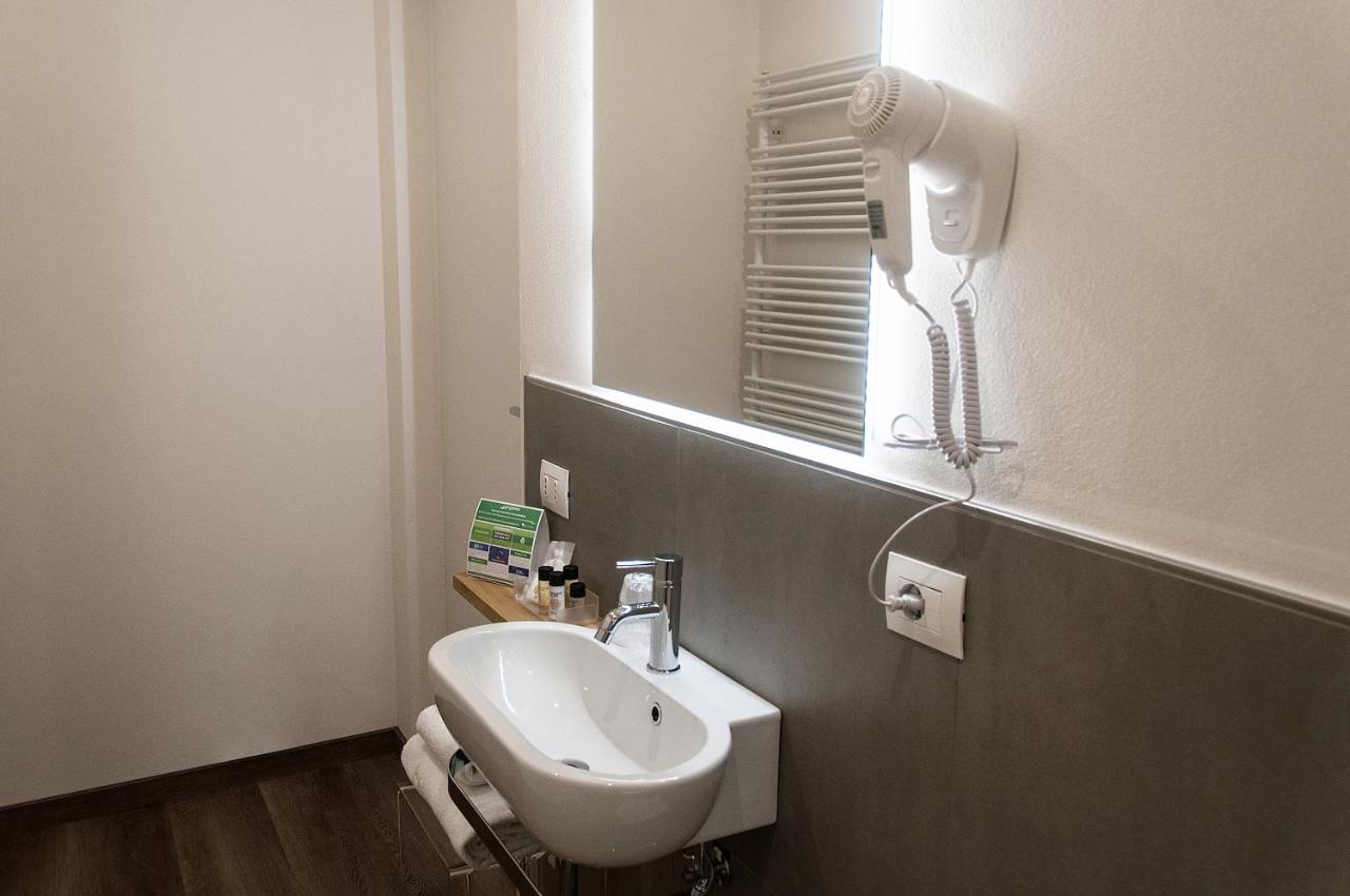 Homy Bnb Empoli Exterior photo